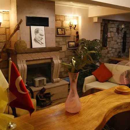 Hotel Cunda Thelara