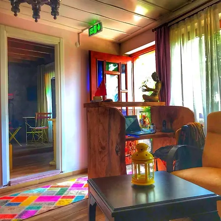 Hotel Cunda Thelara *