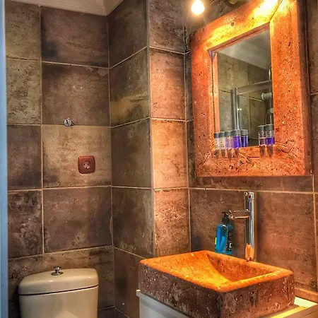 Hotel Cunda Thelara *