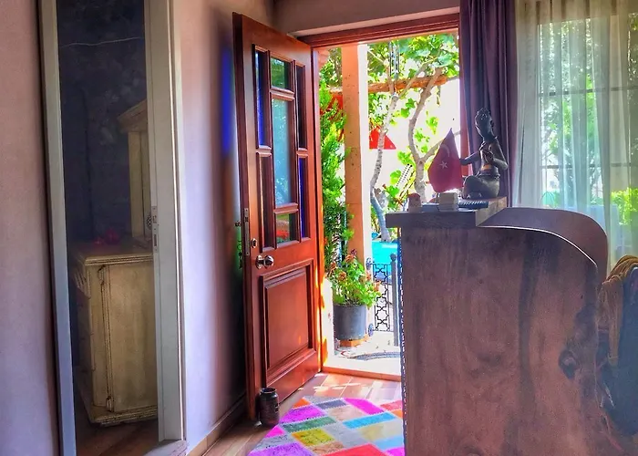 ホテル Cunda Thelara *